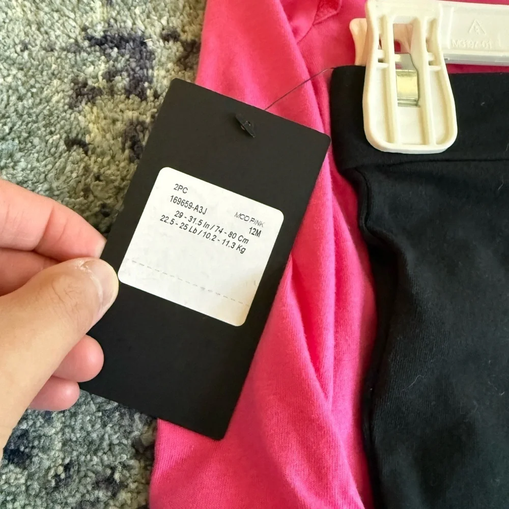 NEW WITH TAGS Converse Girl’s Size Medium Pink and Black 2 Piece Shirt Pant Set